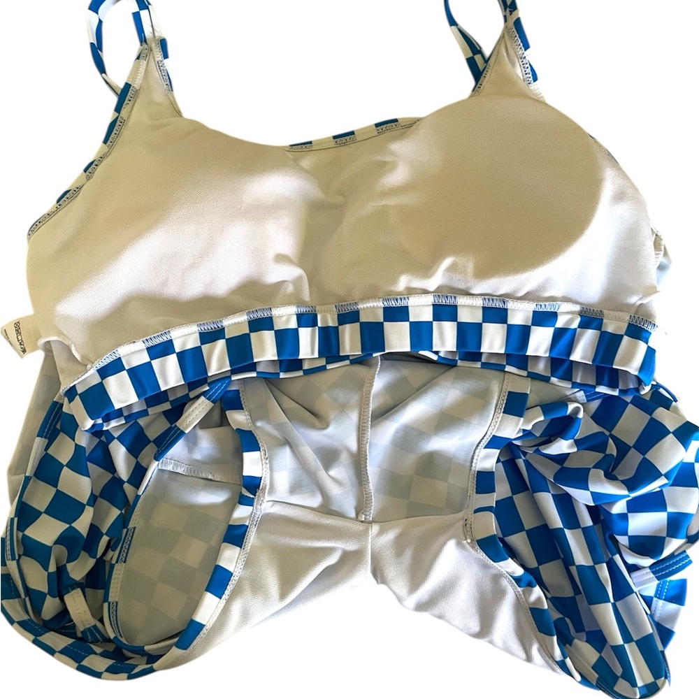 Seafolly Adjustable Swim Top and Boy Short Bottom **Free Gift Included** - Picture 6 of 10